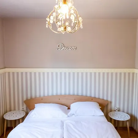 Apartament Elly